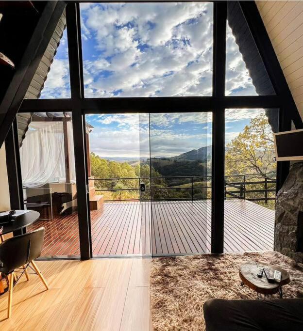 Cabana Raizes: A-Frame Com Vista Para As Montanhas Villa Baependi Exterior photo