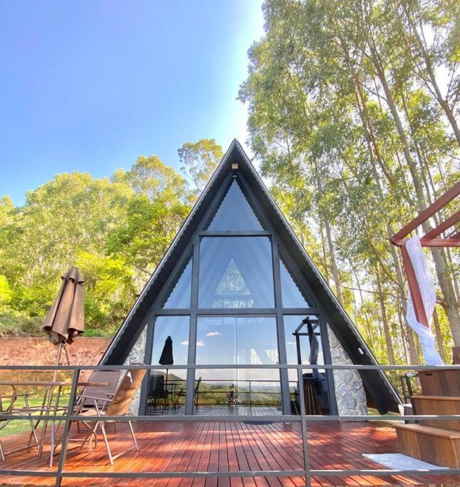 Cabana Raizes: A-Frame Com Vista Para As Montanhas Villa Baependi Exterior photo